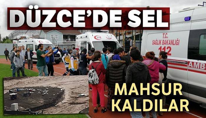 Akçakoca'da selde mahsur kalan 21 fındık işçisi helikopter ile kurtarıldı