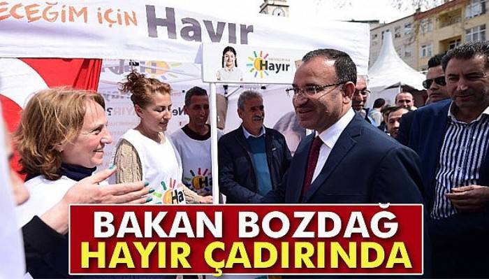  Bakan Bozdağ ’hayır’ çadırını ziyaret etti