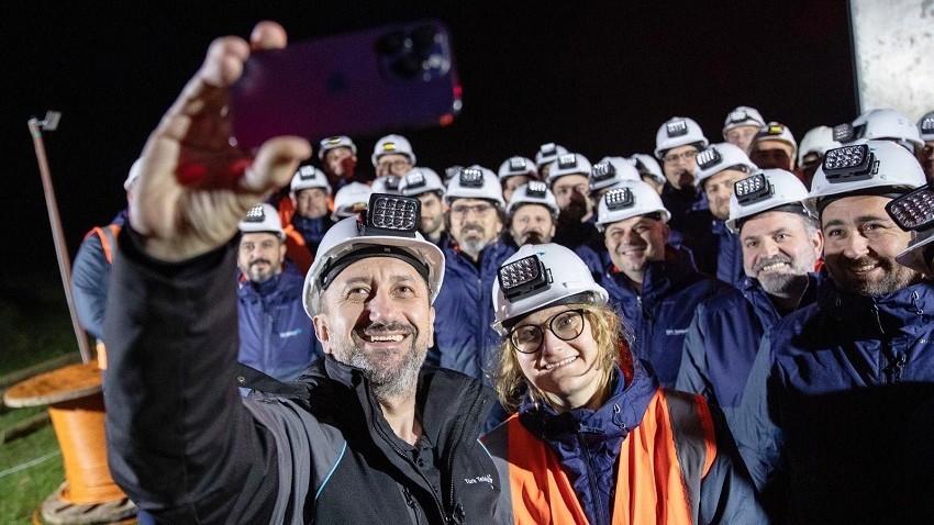 Ümit Önal: “Memleketin bir şehrini değil her şehrini fiber ağlarla örüyoruz”