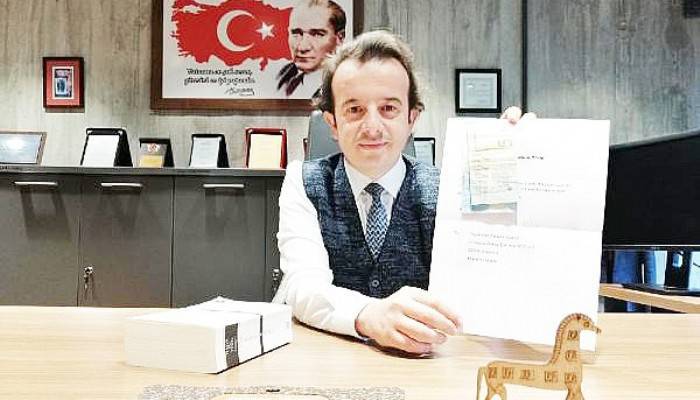 İSPANYA'DAN MEKTUPLA 25 EURO GÖNDERİP, TAHTA TROYA ATI İSTEDİ