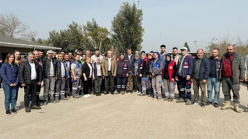 Başkan Gökhan Park ve Bahçeler Müdürlüğü personeli ile buluştu