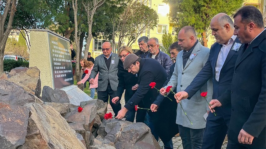 Uğur Mumcu, Çanakkale’de anıldı