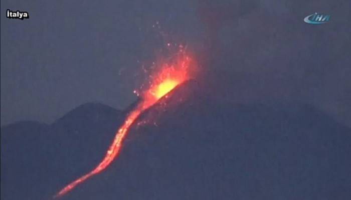  Etna yanardağı patladı: 8 yaralı