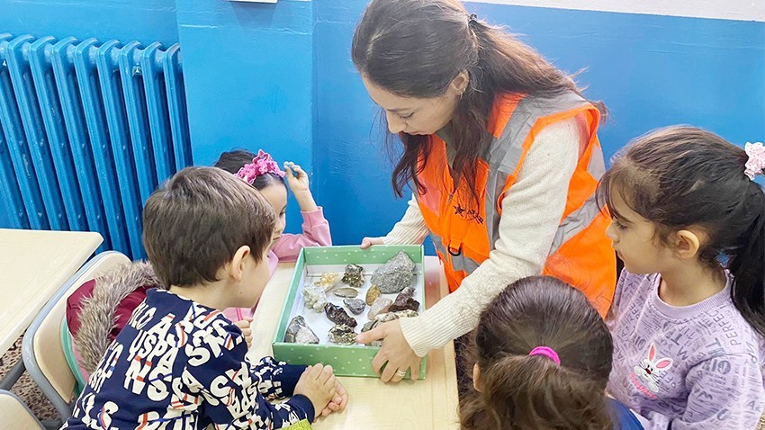 Öğrenciler jeoloji ve madenlerle tanıştı