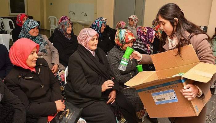 Oda Başkanından kursiyerlere temizleme kabı