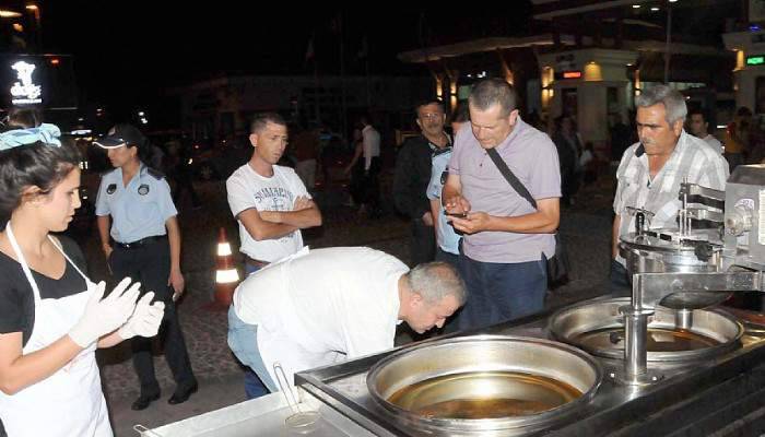 Demokrasi nöbetinde lokma gerginliği