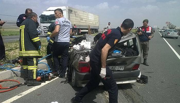  Kayseri'de feci kaza: 3 ölü, 1 yaralı