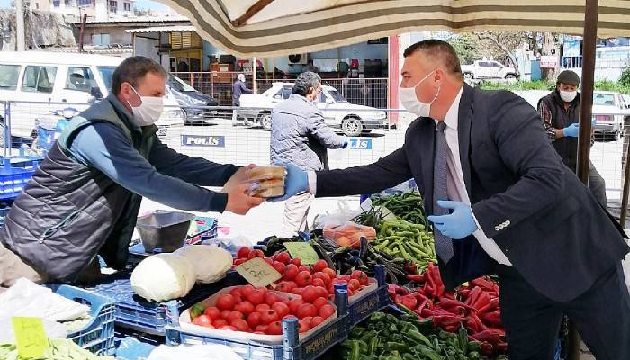 Ayvacık Belediyesi Koronavirüs Önlemlerini Sıkı Tutuyor 