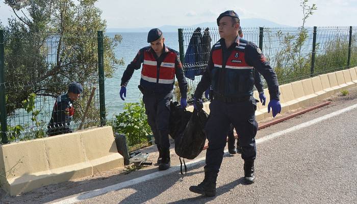 Ayvacık'ta kıyıya vurmuş çocuk cesedi bulundu