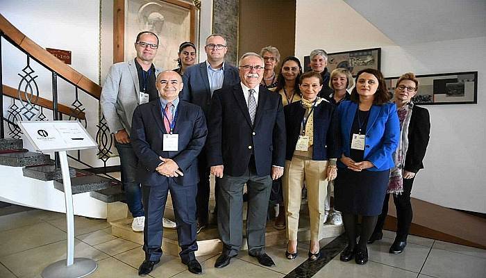 'Göçün Kadın, Çocuk ve Yerele Etkileri'