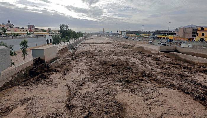 Peru'da selden 48 kişi hayatını kaybetti