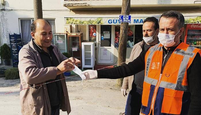 Etili Köyü Pazarında Vatandaşa Maske Dağıtıldı