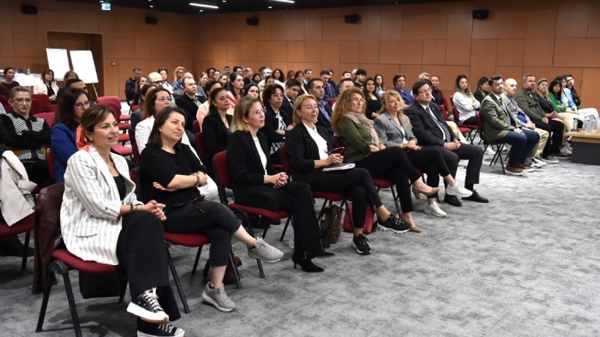 Çanakkale Belediyesinde Toplumsal Cinsiyet Eşitliği Eğitimleri Başladı