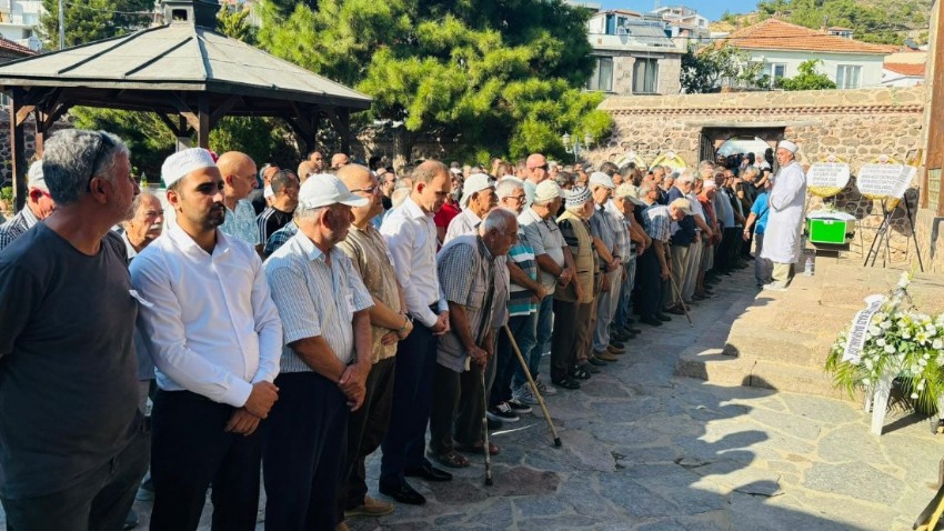 Prof. Dr. Ahmet Coşkun Özgünel Son Yolculuğuna Uğurlandı