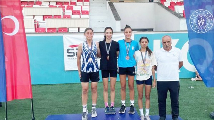 Şimal Alkan, Naili Moran Türkiye Atletizm Şampiyonası'nda Üçüncü Oldu