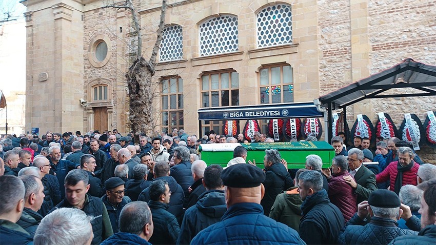 Biga’nın Sevilen Başkanı Mehmet Sokullu, Son Yolculuğuna Uğurlandı