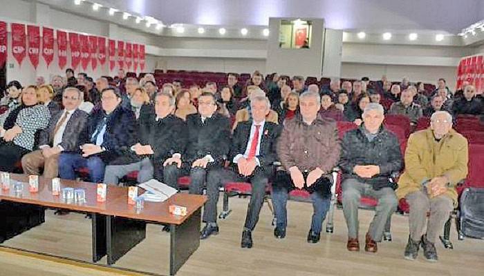 CHP Gelibolu’da Yıllık Kurul Toplantısını yaptı