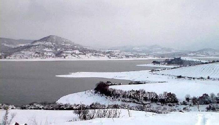 Kar Bayramiç Barajı'nı doldurdu