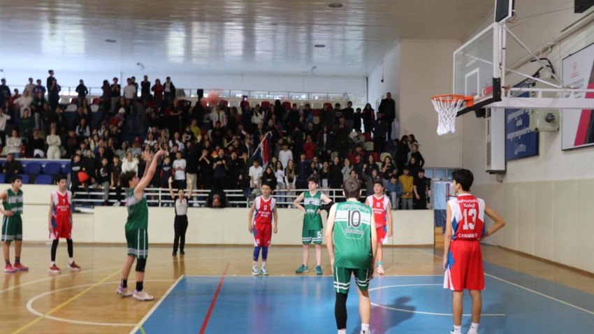 Yıldız Erkek ve Kız Basketbol Müsabakaları Tamamlandı