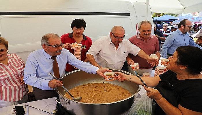 Gelibolu Belediyesi’nden 10 bin kişilik aşure hayrı