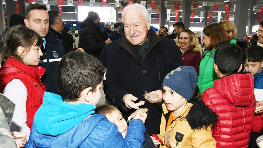  Çocuklar Üç Gün Boyunca Doyasıya Eğlendiler