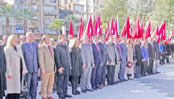 Çanakkale’de 24 Kasım öğretmenler günü kutlandı