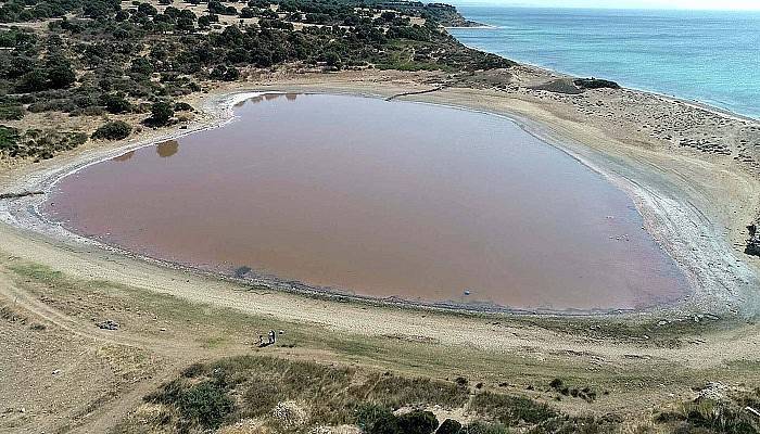 Kalp şeklindeki 'pembe göl' turizme kazandırılacak