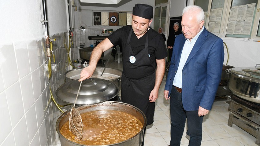 Aşevinde Haftanın Altı Günü Yemek Çıkıyor