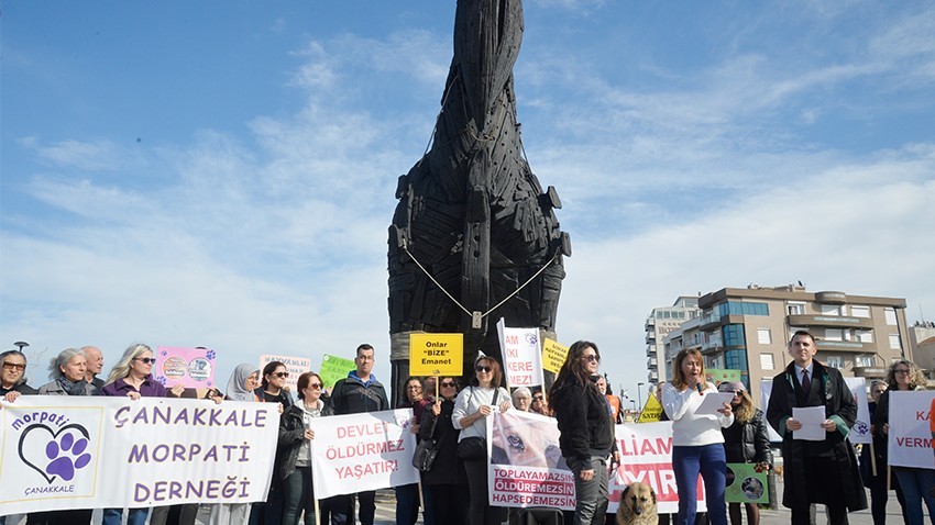 Hayvan hakları savunucularından protesto