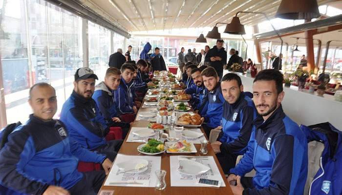 Doğnak A.Ş Bigaspor’a kahvaltı verdi