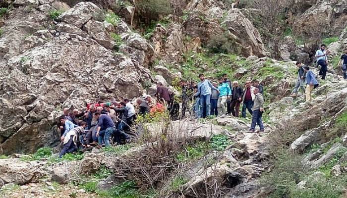  Pancar toplarken uçuruma yuvarlandı