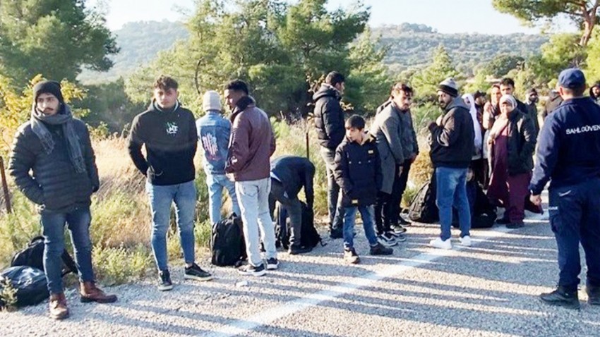 27 KAÇAK GÖÇMEN YAKALANDI