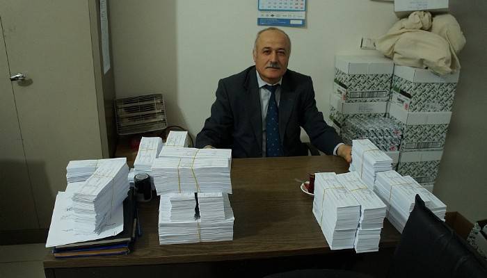 Referandum Seçmen Kağıtları Dağıtılıyor