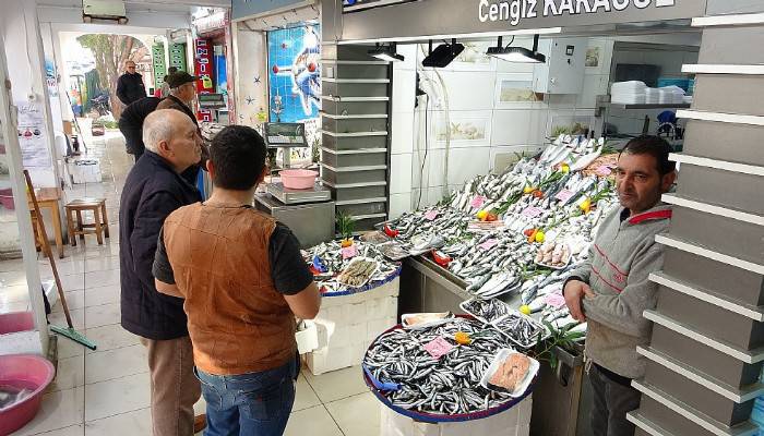 Balıkçılar ve vatandaşlar balık sezonundan umduğunu bulamadı