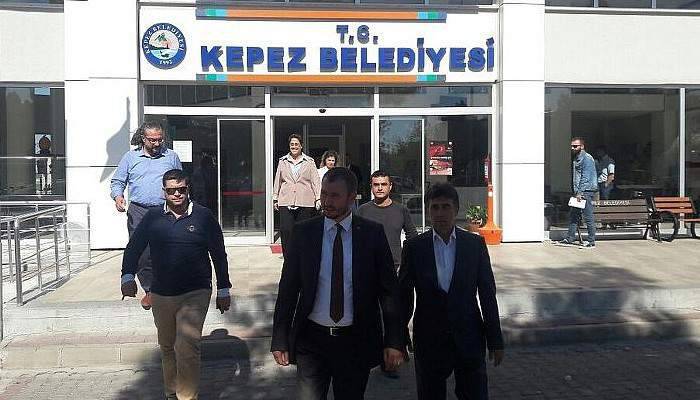 Başkan Altınok'tan Kepez Belediyesine ziyaret