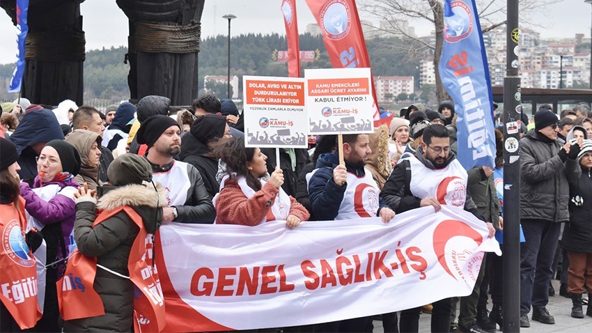 Düşük maaş zamları protesto edilmeye devam ediyor