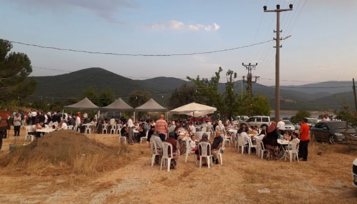 Bakacak’a baka baka düğün yaptılar