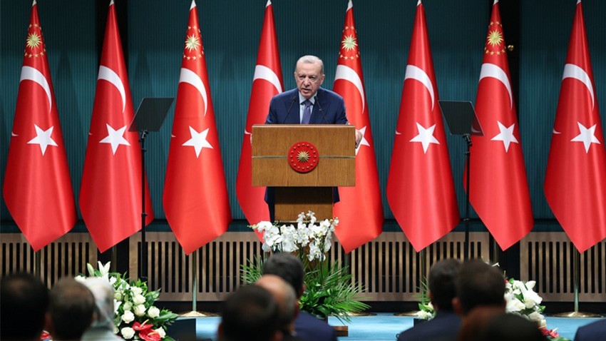  “Türkiye'yi büyütmenin, kalkındırmanın ve daha da yüceltmenin mücadelesini veriyoruz”