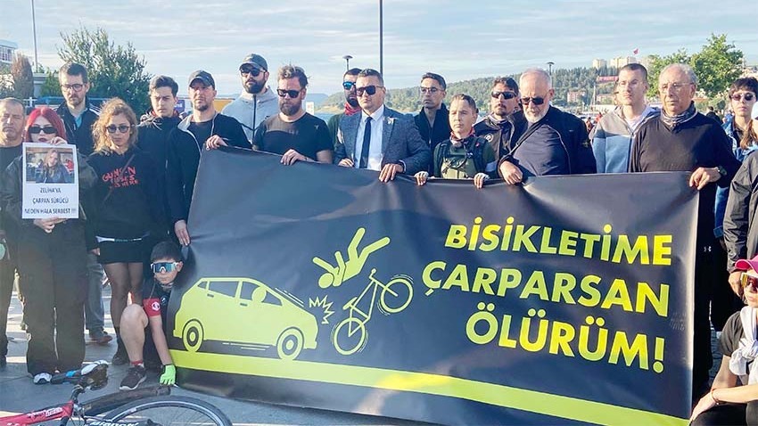 Çanakkale'de Bisiklet Severlerden 'Sessiz Sürüş'