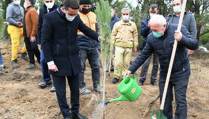 Bir nefes ol kampanyasında Lapseki’de fidan dikimi yapıldı.