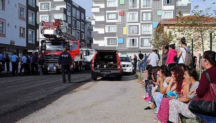 Öğrenci apartında korkutan yangın