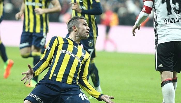 Van Persie’nin cezasında indirim