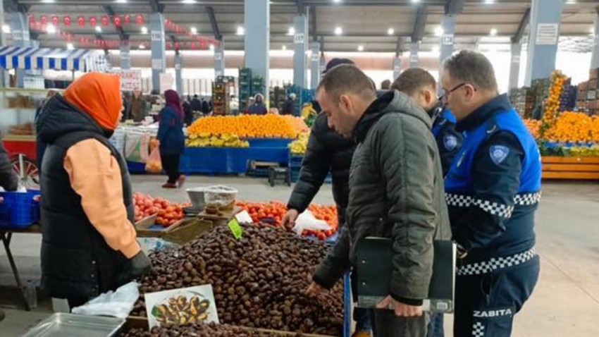 Halk Pazarında Çin Kestanesi Denetimi