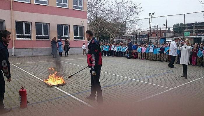 Biga İtfaiyesi'nden Tatbikat Mesaisi