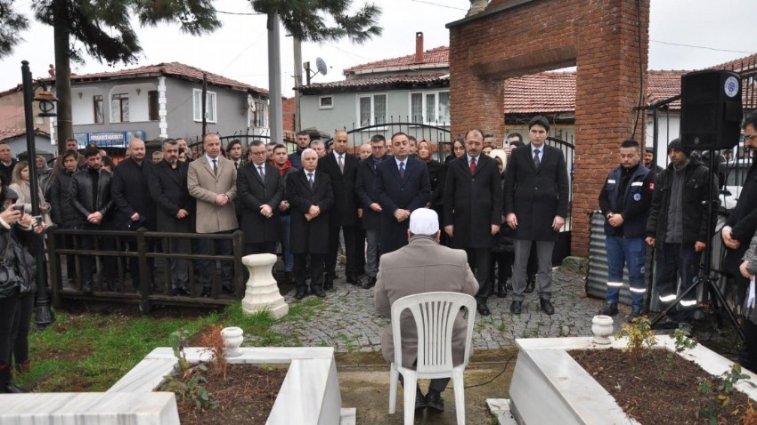  Köprülülü Hamdi Bey  Törenle Anıldı