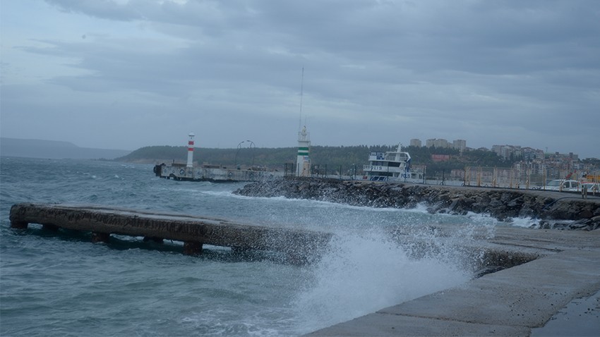 Çanakkale’de yeniden fırtına alarmı! Gündüz Lodos, akşam Poyraz!