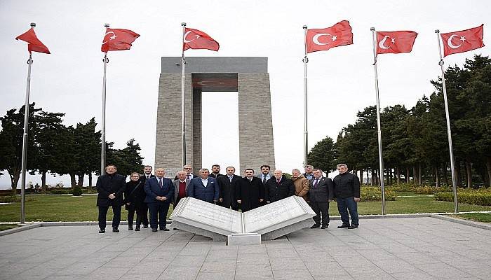 Bosna Hersek Büyükelçisi Sadoviç, Tarihi Alanı gezdi, şehitlikleri ziyaret etti