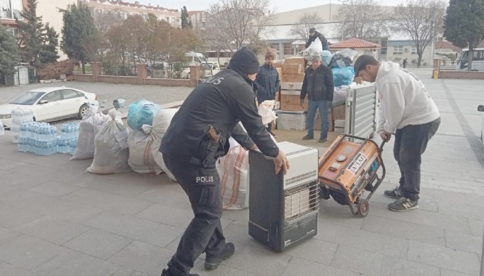 Belediyelerin Deprem Bölgesine Yardımları Devam Ediyor