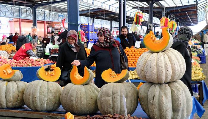 Dev kabaklar yılbaşı için satışta