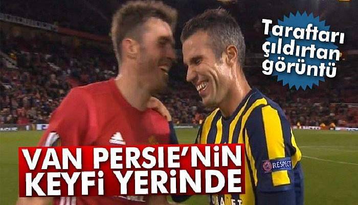 Van Persie'nin keyfi yerinde